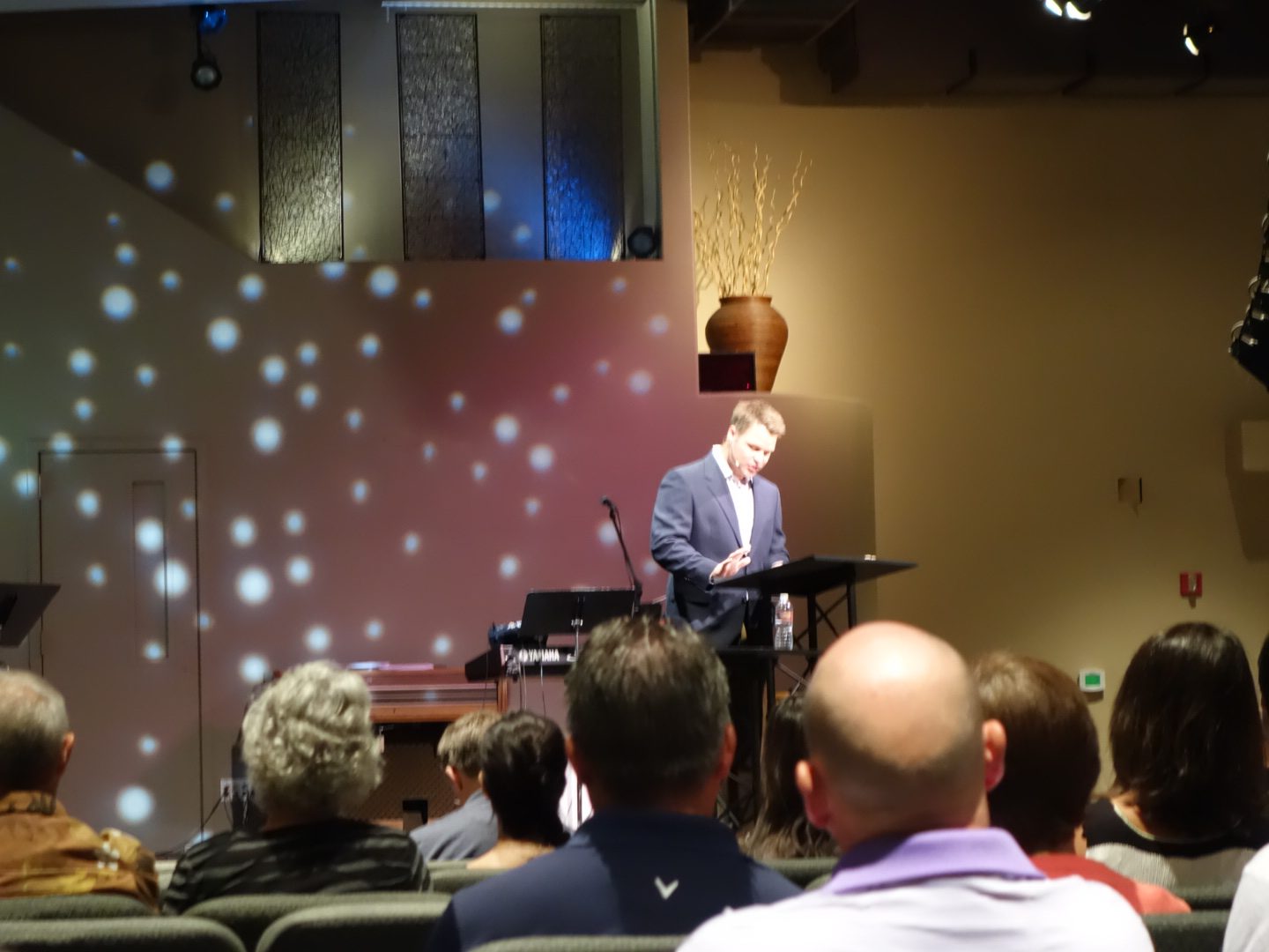 2015-8-30 Jason Hansen preaching at SG Gilbert